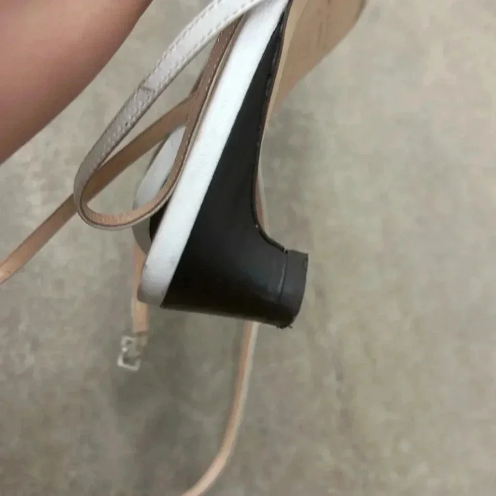 Club monaco  sandals - Picture 6 of 6
